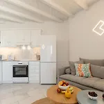 Caruana Living Айя-Анна